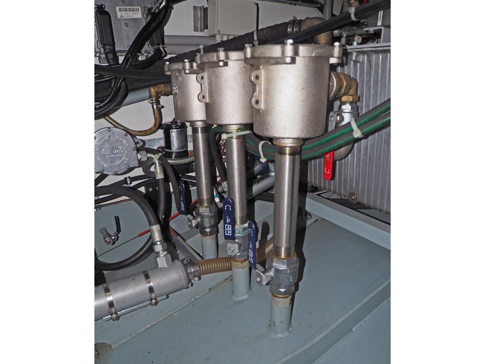  Motor